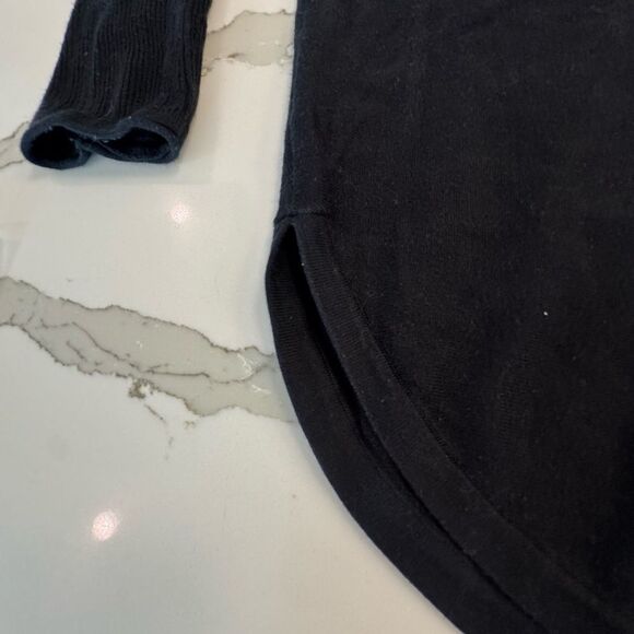 Lululemon Black Long Sleeve sweater Top - Picture 3 of 6